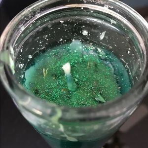 Money drawing fixed candle